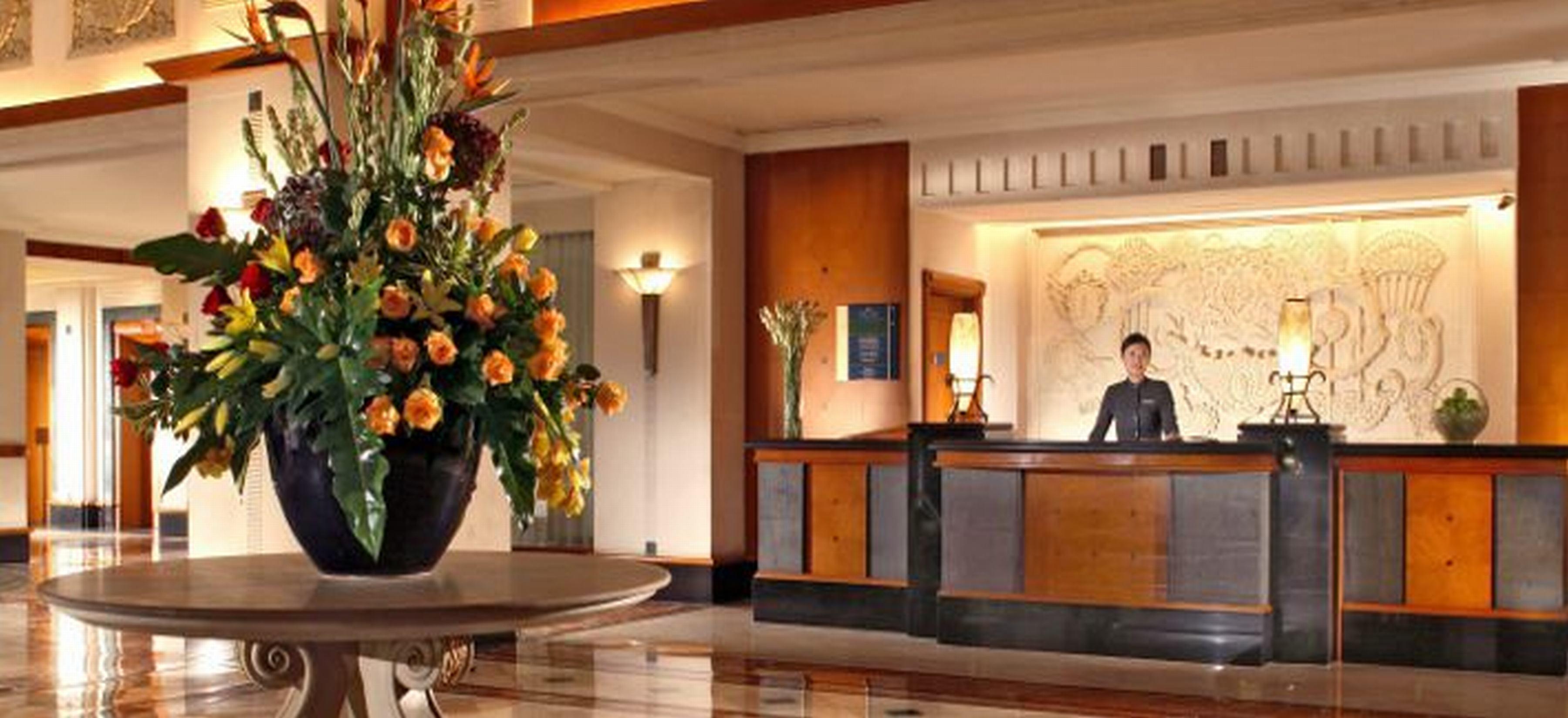 Somerset Grand Citra Jakarta Buitenkant foto