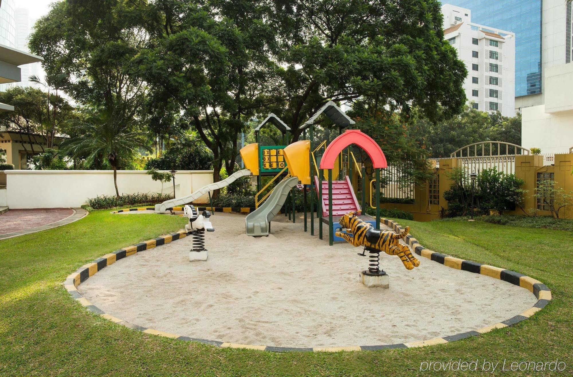 Somerset Grand Citra Jakarta Buitenkant foto